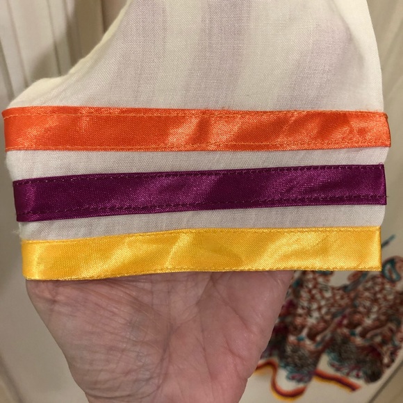 FREE with purchase: Tunic, beautiful embroidery, light weight, Sz 6 - Picture 3 of 8